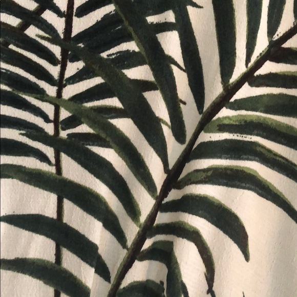 Brand new with tags H&M palm blouse - Picture 2 of 7